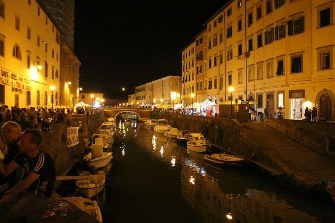 Effetto Venezia 2026: visite in battello lungo i fossi medicei, pubblicato l’avviso pubblico