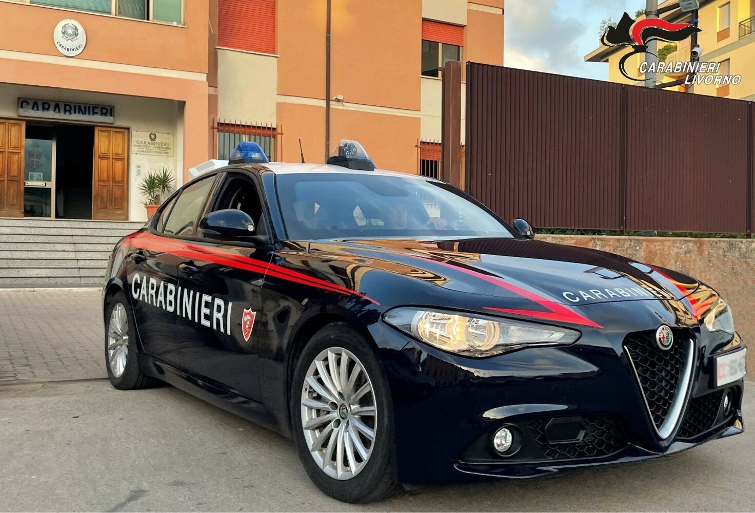 Ricoverata in ospedale, trovata con hashish e denaro frutto dello spaccio