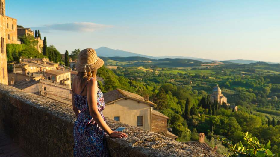 20210304102915-montepulciano-shutterstock-1183142227.jpeg