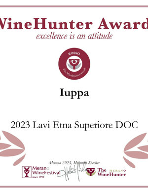 iuppa%20-%202023%20lindo%20etna%20contrada%20salice%20superiore%20doc.jpeg