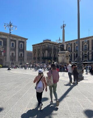 catania%20with%20kids-%20cover.jpeg catania%20with%20kids-%20cover.jpeg