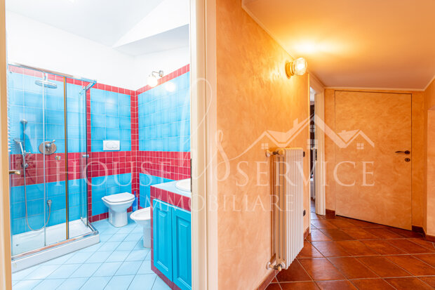 Parco Azzurro Villa bifamiliare su tre livelli