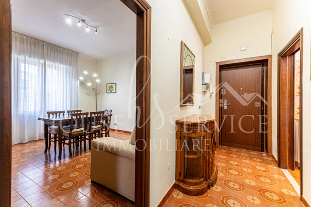 Tufello Trilocale piano alto