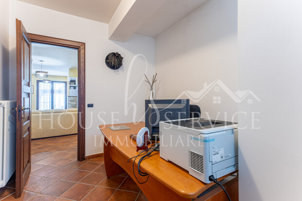Parco Azzurro Villa bifamiliare su tre livelli