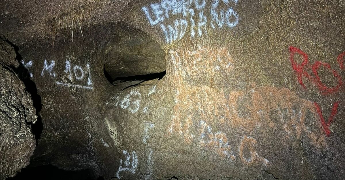 Etna Nord, imbrattata e sfregiata la Grotta di Piano Noce