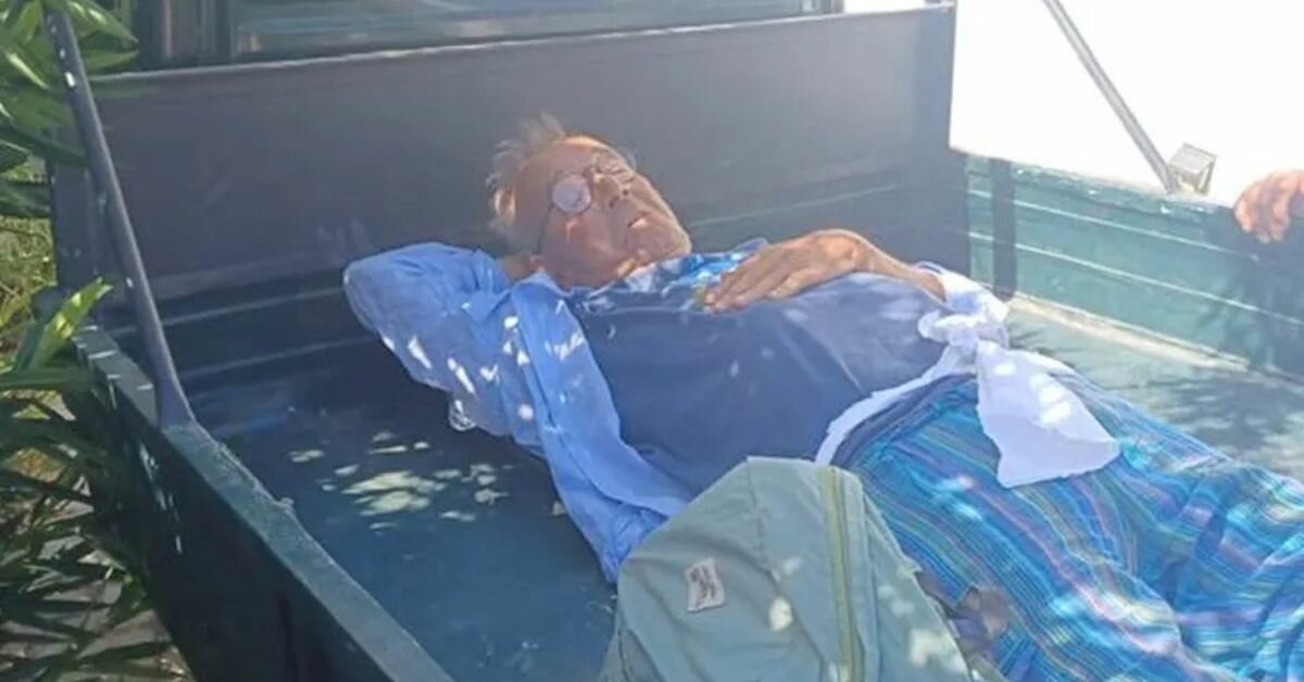 Stromboli, ambulanza guasta: trasporto sull'Apecar per il giornalista Viviano