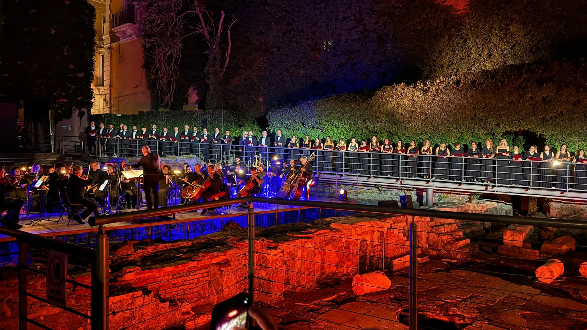 Teatro Greco, la Cavalleria Rusticana regala una notte di emozioni e vibrazioni