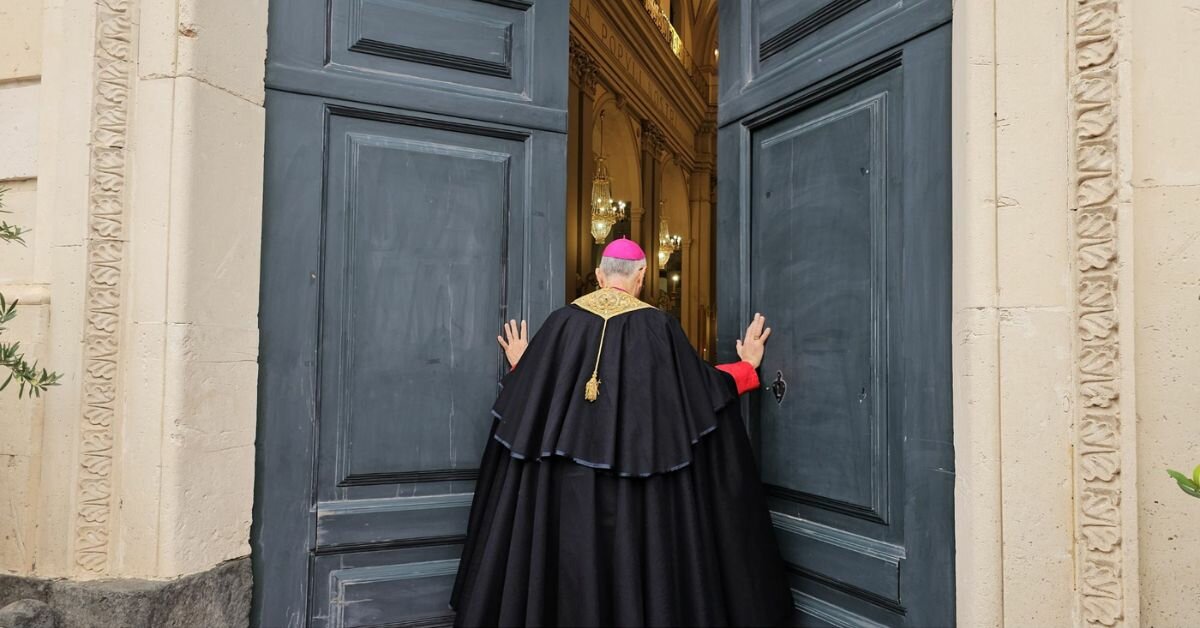 Fiumefreddo, riaperta la Chiesa Madre dopo i lavori di restauro