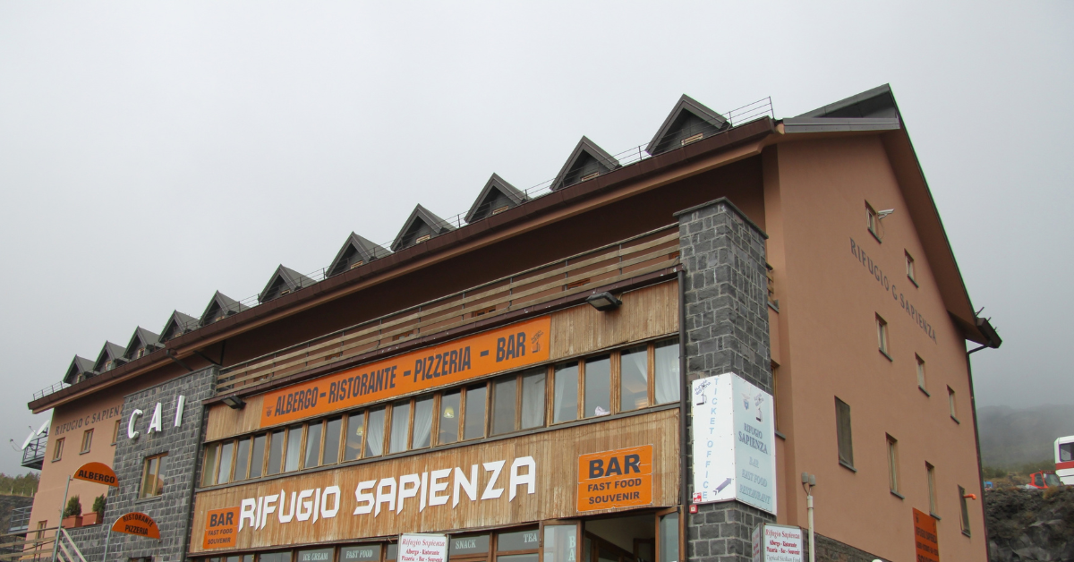 Monossido al Rifugio Sapienza: inchiesta sulla morte di un turista Monossido al Rifugio Sapienza: inchiesta sulla morte di un turista