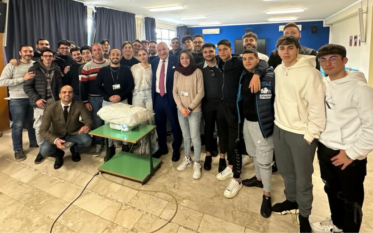 Impresa oggi? Franco Proto racconta la sua esperienza ai giovani