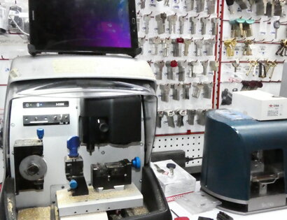 Non Solo Colori Floridia Contatti Biglietto da Visita