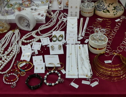 Arte e Fantasie Floridia Biglietto da Visita