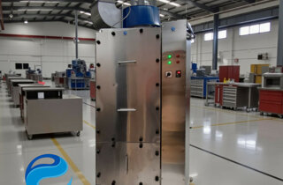 JTdCJTIycGwlMjIlM0ElMjJBcnR1cm8lMjBPY3p5c3pjemFjemUlMjAlMjBCZXolMjBLb21pbmElMjBkbyUyMER5bXUlMjBpJTIwWmFwYWNoJUMzJUIzdyUyMiUyQyUyMml0JTIyJTNBJTIyRGVwdXJhdG9yZSUyMEFydHVybyUyMGZpbHRyaSUyMGVsZXR0cm9zdGF0aWNpJTIwJTIyJTJDJTIyaHUlMjIlM0ElMjJBcnR1cm8lMjBsJUMzJUE5Z3N6JUM1JUIxciVDNSU5MWslMjBrJUMzJUE5bSVDMyVBOW55JTIwbiVDMyVBOWxrJUMzJUJDbCUyMGElMjBmJUMzJUJDc3QlMjAlQzMlQTlzJTIwc3phZyUyMGNzJUMzJUI2a2tlbnQlQzMlQTlzJUMzJUE5cmUlMjIlMkMlMjJwdCUyMiUzQSUyMkluc3RhbGElQzMlQTclQzMlQTNvJTIwZG8lMjBEZXB1cmFkb3IlMjBBcnR1cm8lMjBlbSUyMHJlc3RhdXJhbnRlJTIwcHJvZmlzc2lvbmFsJTIyJTJDJTIyZW4lMjIlM0ElMjJBcnR1cm8lMjBTeXN0ZW0lMjBmb3IlMjBTbW9rZSUyMGFuZCUyME9kb3IlMjBGaWx0cmF0aW9uJTIwV2l0aG91dCUyMENoaW1uZXklMjIlMkMlMjJkZSUyMiUzQSUyMkFydHVybyUyMEx1ZnRyZWluaWdlciUyMGluJTIwZWluZXIlMjBwcm9mZXNzaW9uZWxsZW4lMjBSZXN0YXVyYW50ayVDMyVCQ2NoZSUyMGluc3RhbGxpZXJ0JTIyJTdE