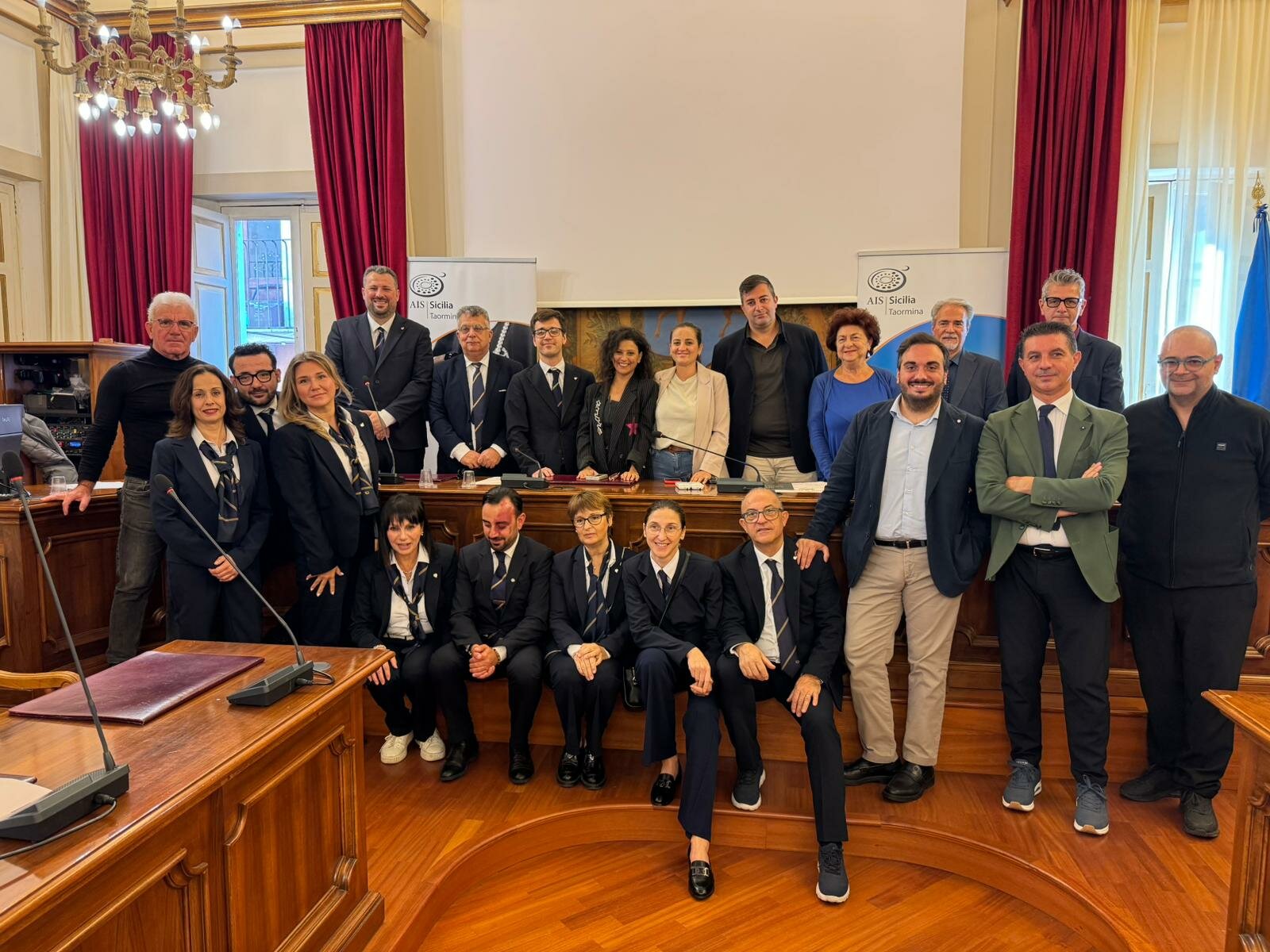 Ais Taormina, con passiti e vendemmie tardive torna Sicilia in Dolce