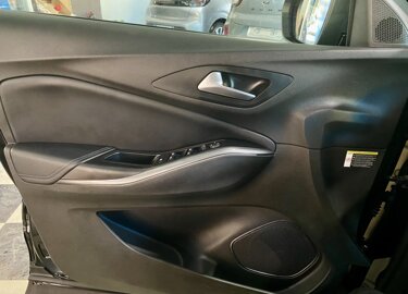 image00027.jpeg