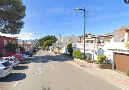 Se vende local Nueva Andalucia Marbella La Campana