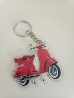 locandina-vespa-e-portachiavi-lambretta
