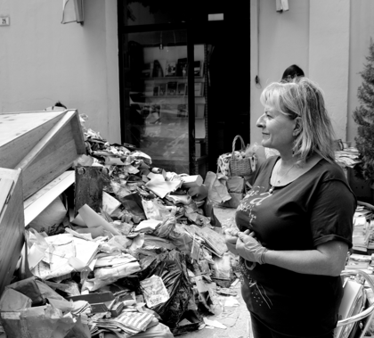 scuola%20elementare%20di%20tredozio%20nelle%20tende%20dentro%20palasport%20-%20luigi%20iorio