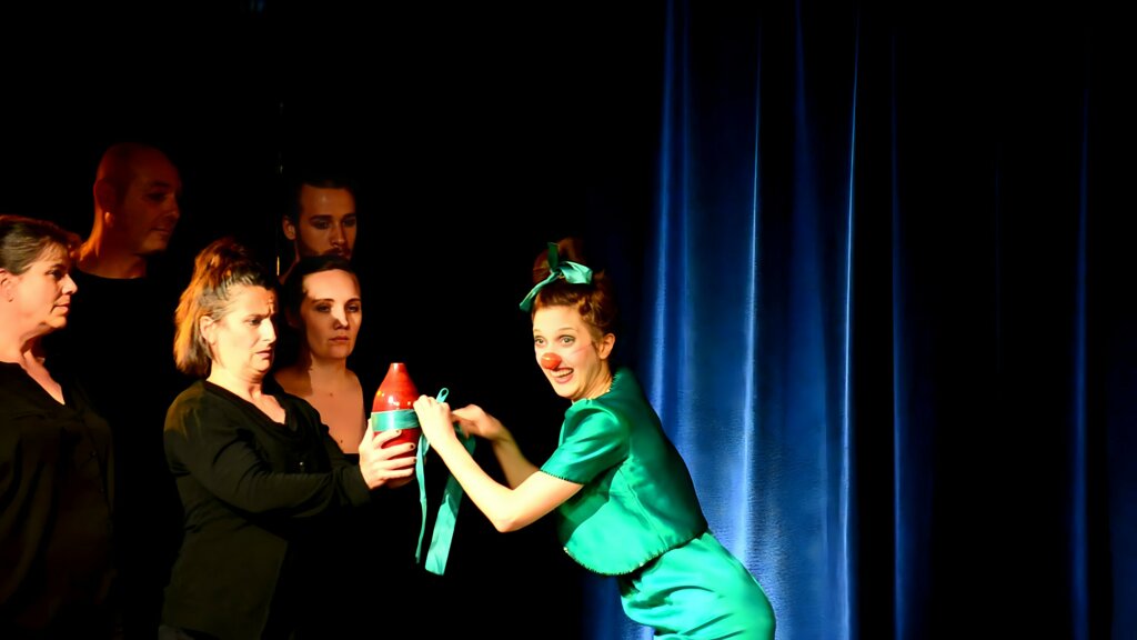 duo_clown_funérailles_montréal_marie_corseri_coralie_lali_lala_7.jpeg duo_clown_funérailles_montréal_marie_corseri_coralie_lali_lala_7.jpeg