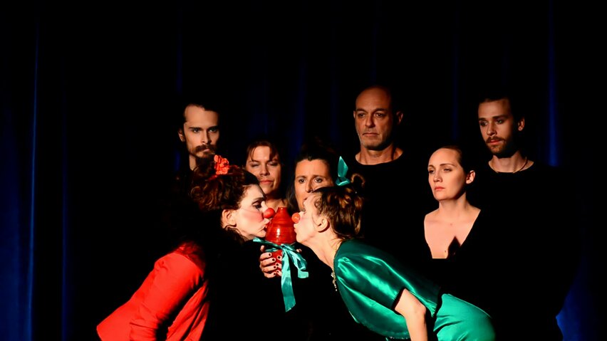 duo_clown_funérailles_montréal_marie_corseri_coralie_lali_lala_12.jpeg duo_clown_funérailles_montréal_marie_corseri_coralie_lali_lala_12.jpeg