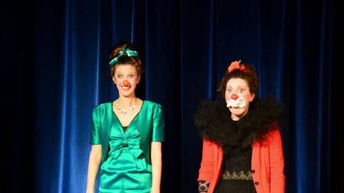 duo_clown_funérailles_montréal_marie_corseri_coralie_lali_lala_4.jpeg duo_clown_funérailles_montréal_marie_corseri_coralie_lali_lala_4.jpeg