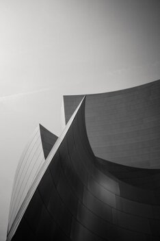 Immagine di sfondo raffigurante parte interessante architettonica di edificio.