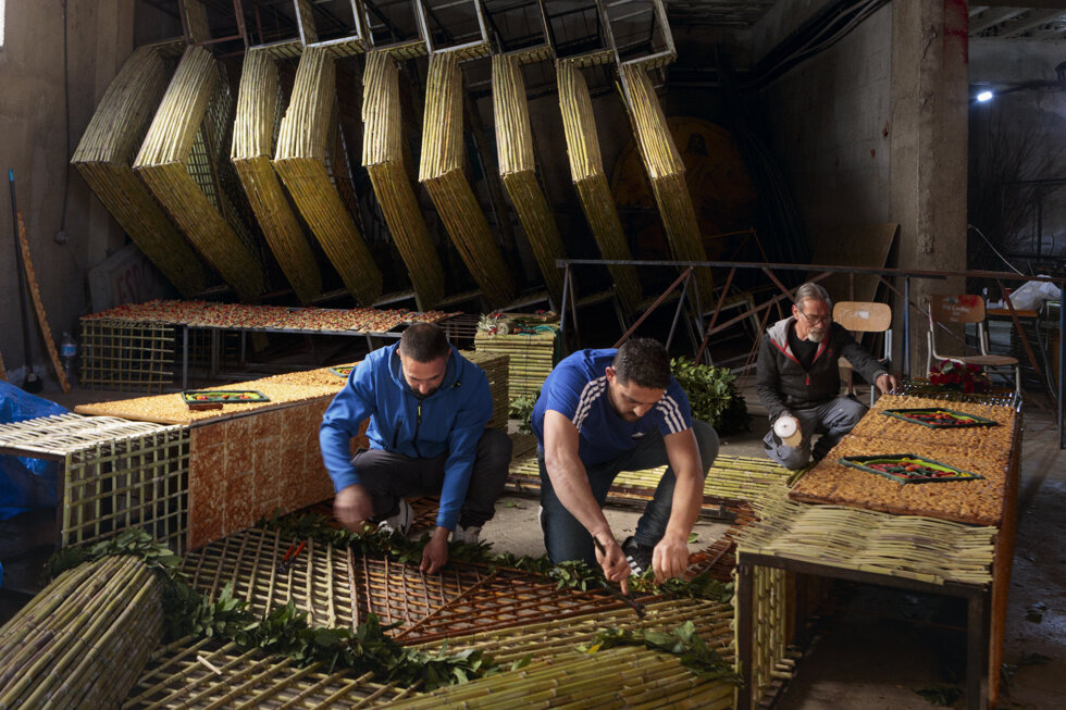 allestimento degli archi di pane 2 di 2.jpeg allestimento degli archi di pane 2 di 2.jpeg