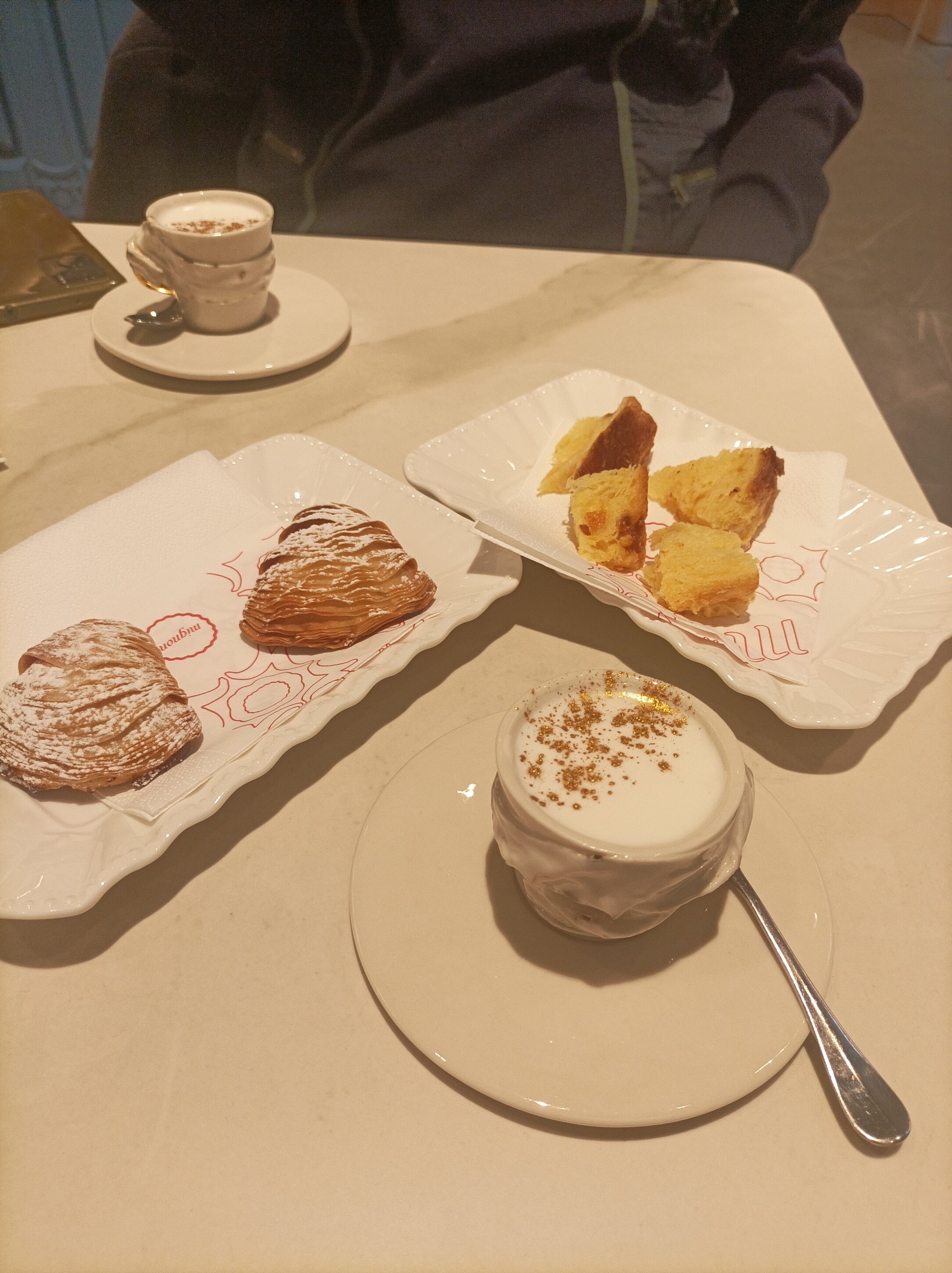 LE VIE DELLE BUONE COSE: IL CAFFE’ VELATO DA MIGNON ECCELLENZE NAPOLETANE A MILANO