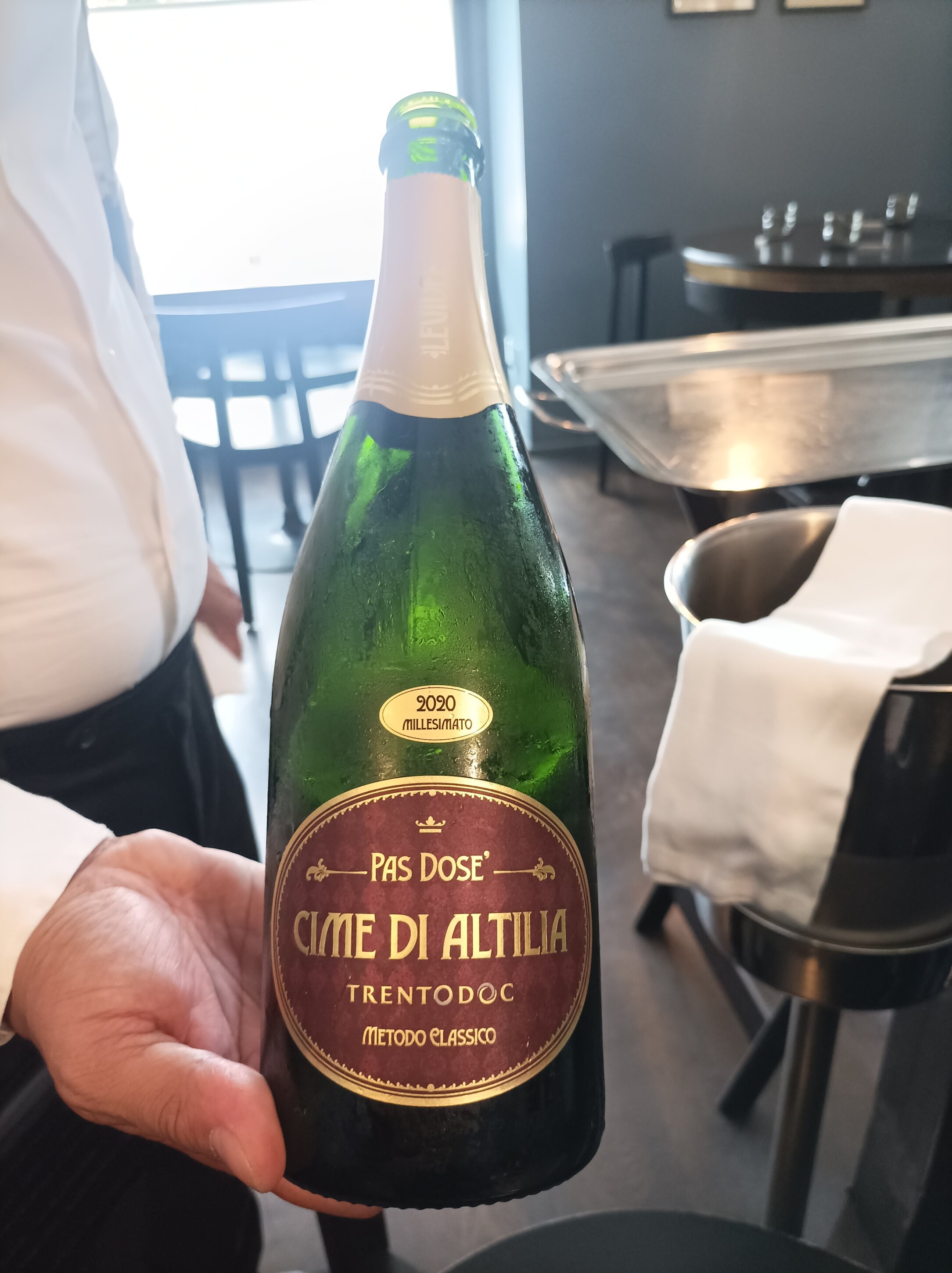 LEVIDE E CONTI DEGLI AZZONI: NOVITA&rsquo; E SOSTENIBILITA&rsquo; PER LE DUE REALTA&rsquo; VITIVINICOLE