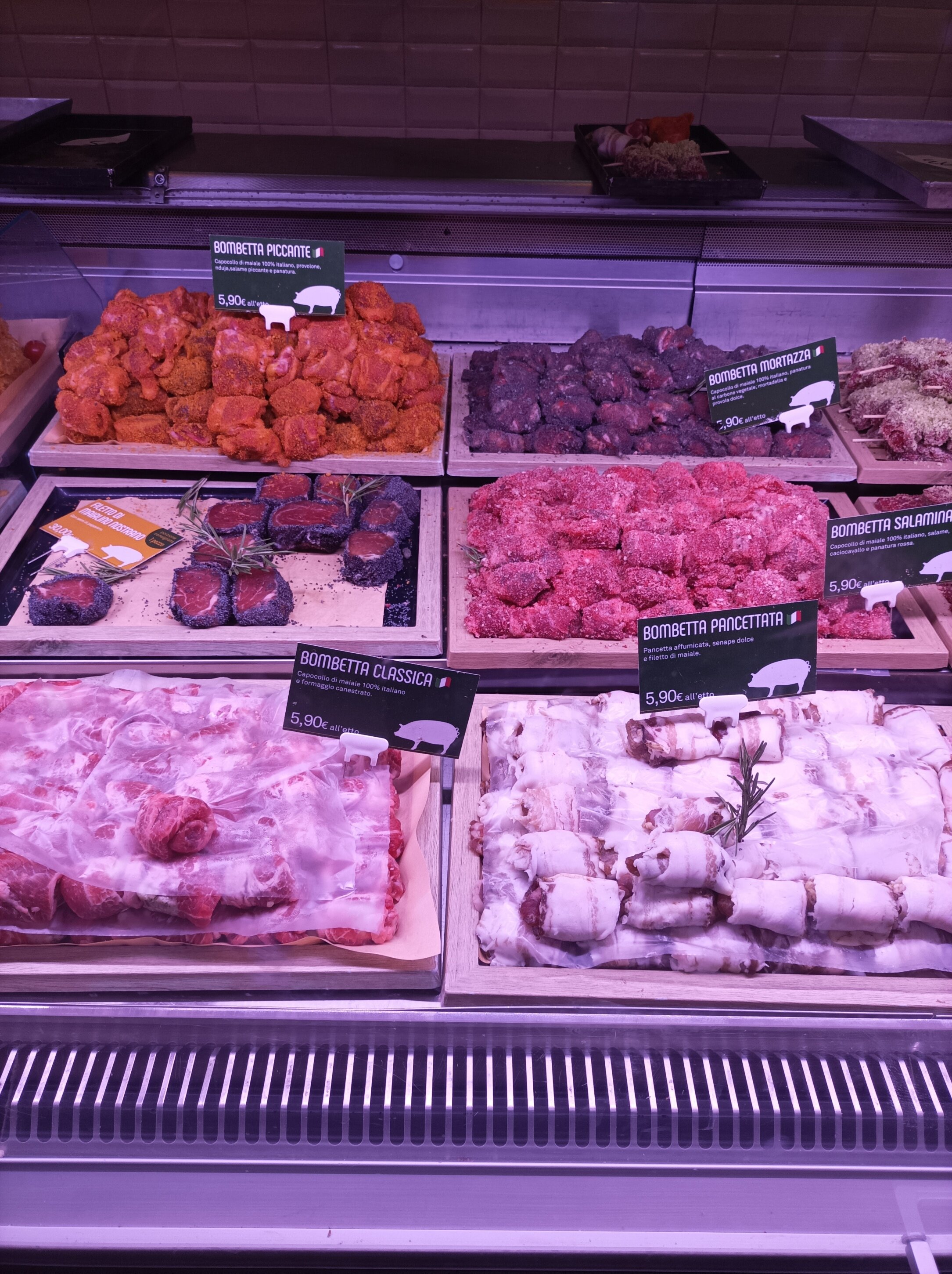 IL MANNARINO MACELLERIA CON CUCINA: SCELTO, TAGLIATO E GRIGLIATO