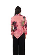 asymmetrical-hem-shirt