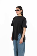 oversized-t-shirt-with-side-slit
