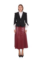 blazer-with-rolled-up-sleeves