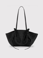 woven-raffia-mochi-shoulder-bag