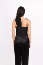 moira-asymmetric-pleated-top