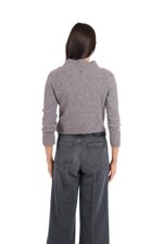 knitted-cardigan-with-a-crinkled-design