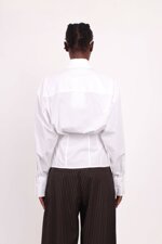 shirt-with-corset-fit