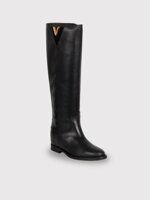 wedge-boot-with-internal-wedge-v-cut-out