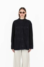 giacca-in-pelle-scamosciata-e-impunture