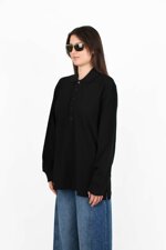 polo-oversize-con-logo-ricamato