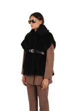 alpaca-and-wool-teddy-cape