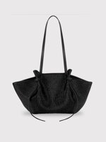 woven-raffia-mochi-shoulder-bag