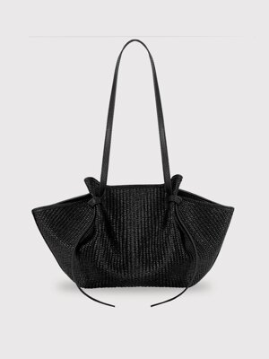 woven-raffia-mochi-shoulder-bag