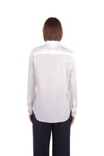 shirt-featuring-the-iconic-mani-collar