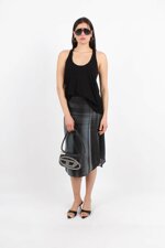 canotta-a-costine-con-targhetta-logo