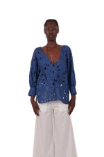 blusa-con-ricami