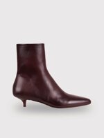 longiforma-ankle-boots
