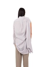 shirt-with-long-front-hem