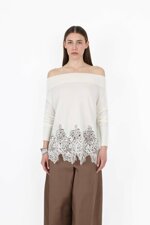 maglione-in-cotone-con-ricami-in-pizzo