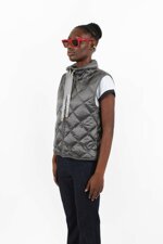 padded-quilted-gilet-in-water-repellent-nylon-canvas